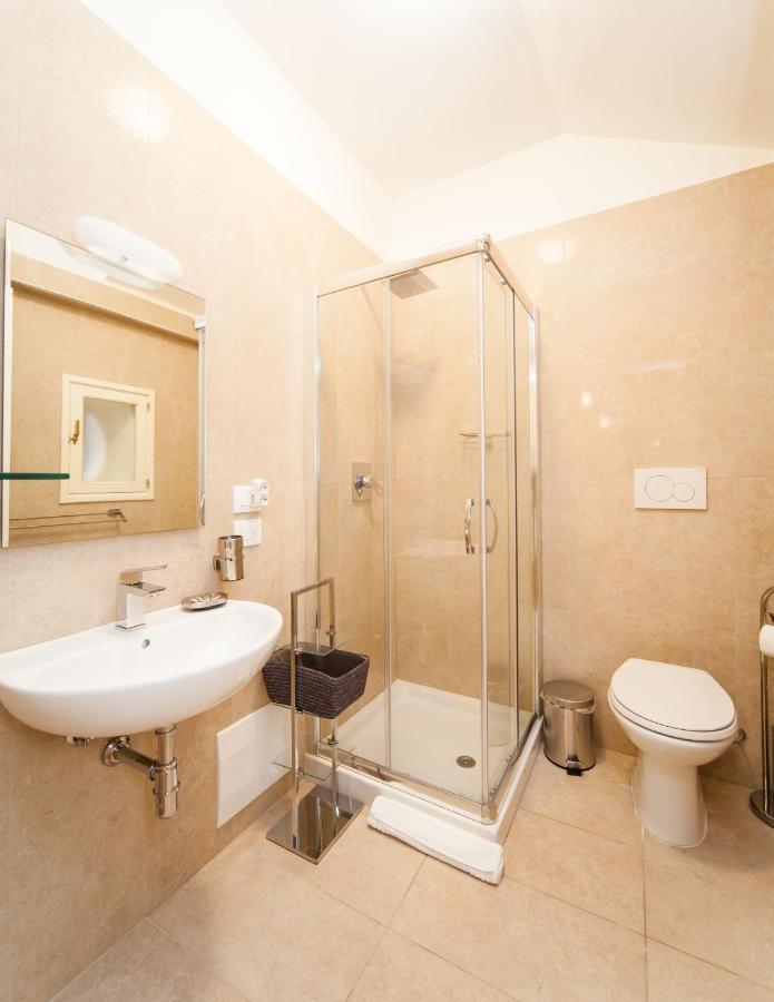 Palazzo Marigliano - Serviced Apartments Napoli Dış mekan fotoğraf