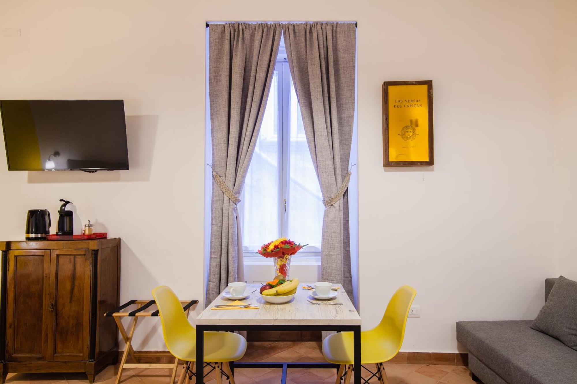 Palazzo Marigliano - Serviced Apartments Napoli Oda fotoğraf